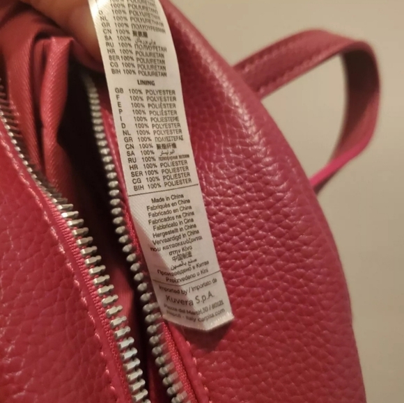 Carpisa Backpack - Picture 6 of 6